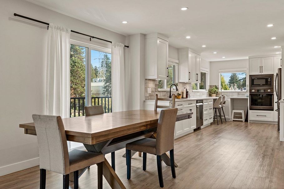 739 E 26th Street North Vancouver, BC - 8