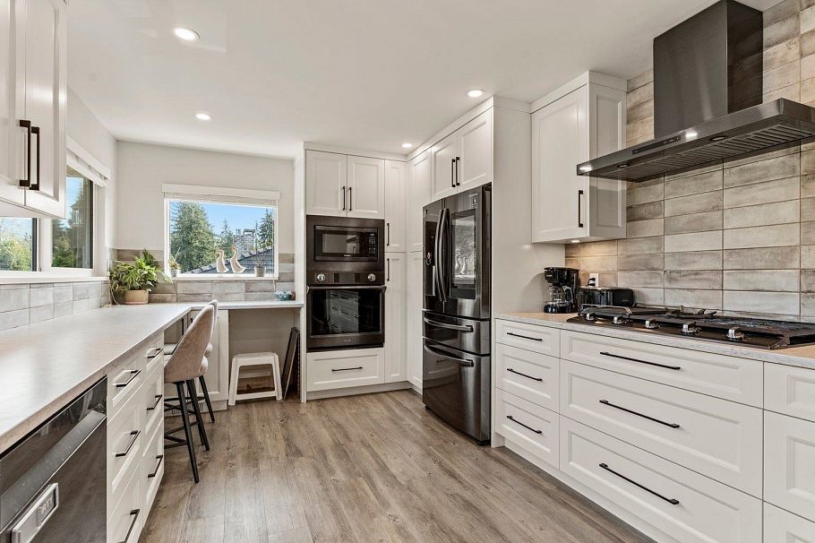 739 E 26th Street North Vancouver, BC - 7