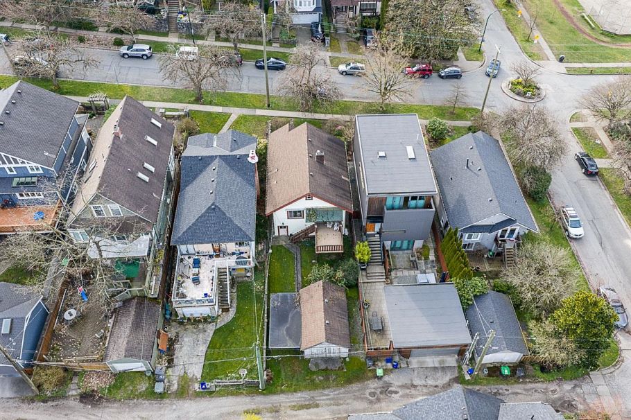 3832 Heather Street Vancouver, BC - 21