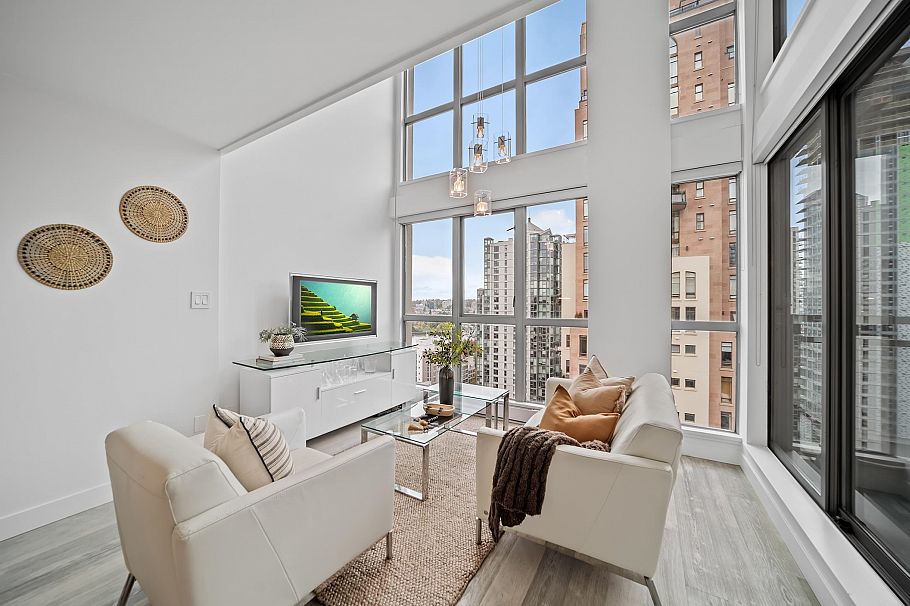 1238 Richards Street Vancouver, BC - 4