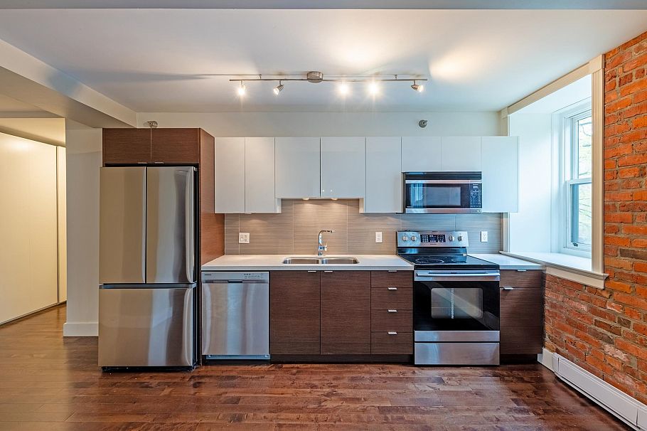 205 233 Abbott Street Vancouver, BC - 13