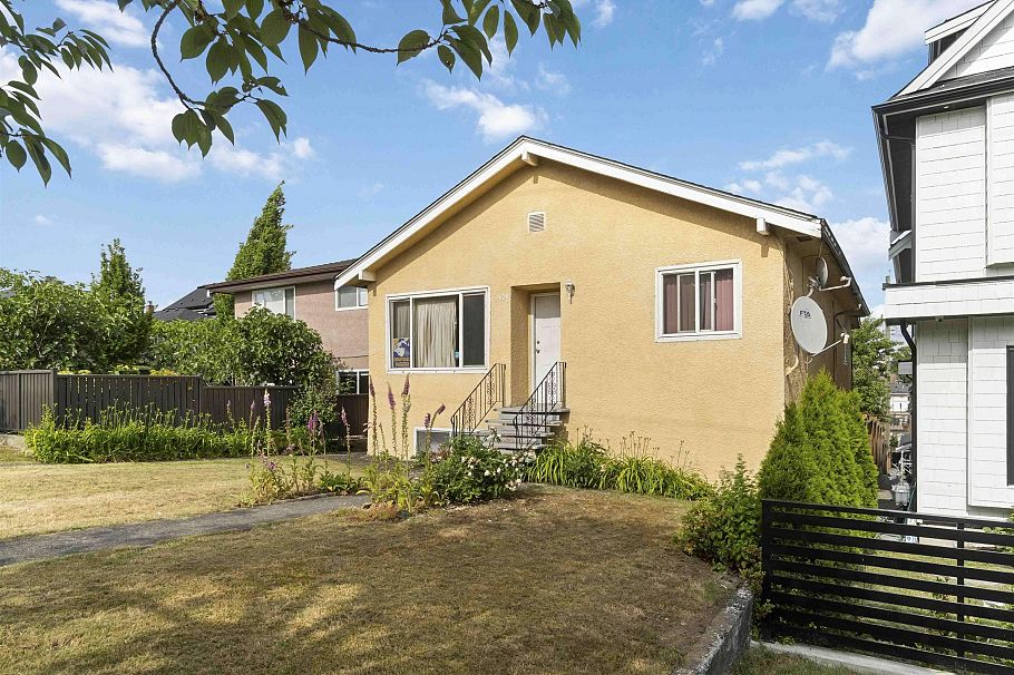 620 Slocan Street Vancouver, BC - 3