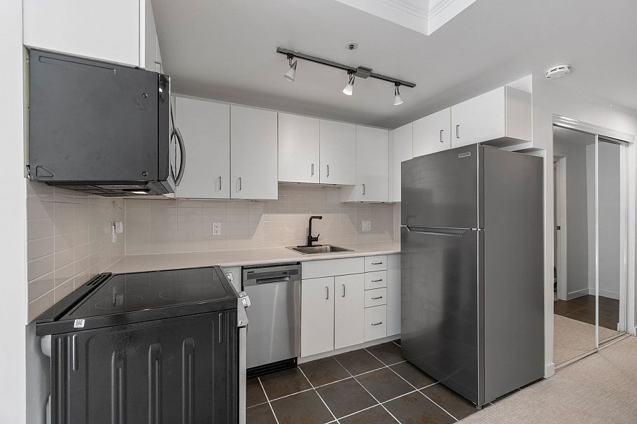 1007 588 Broughton Street Vancouver, BC - 19