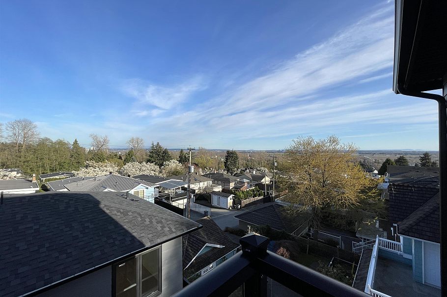 2 2452 Harrison Drive Vancouver, BC - 2