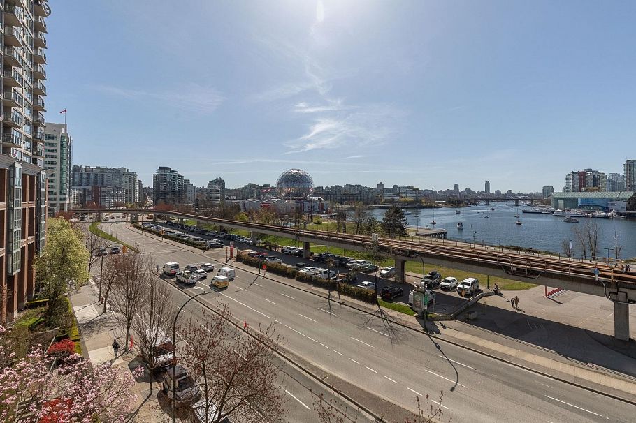 605 120 Milross Avenue Vancouver, BC - 21