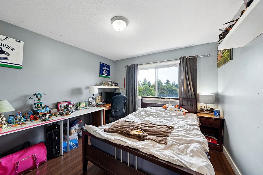 3298 E 2nd Avenue Vancouver, BC - 12