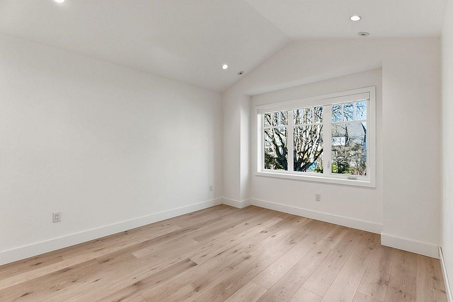 3530 W 43rd Avenue Vancouver, BC - 28