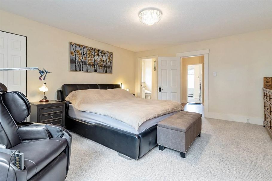 4318 W 11th Avenue Vancouver, BC - 22