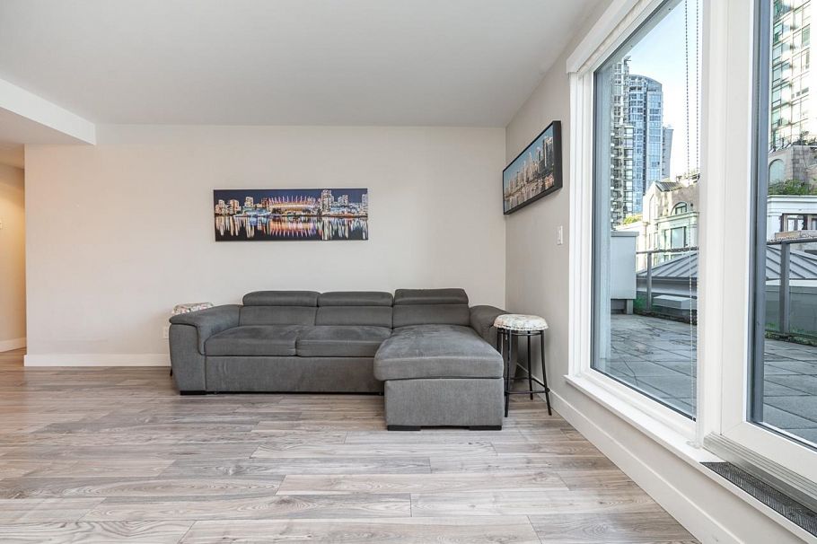 402 1323 Homer Street Vancouver, BC - 9