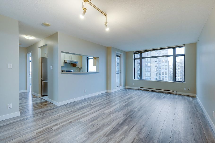 1202 3660 Vanness Avenue Vancouver, BC - 5