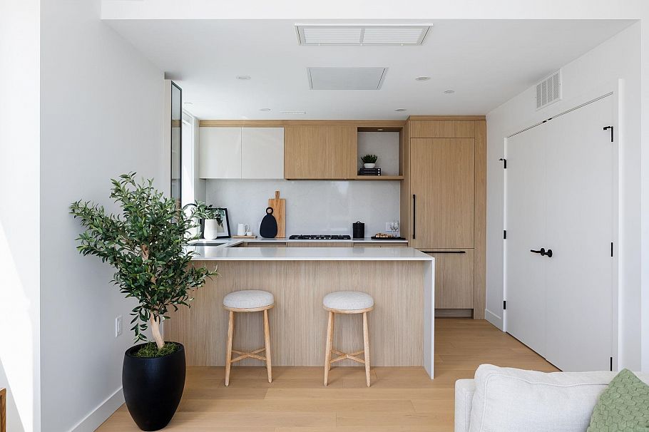 213 715 W 49th Avenue Vancouver, BC - 8