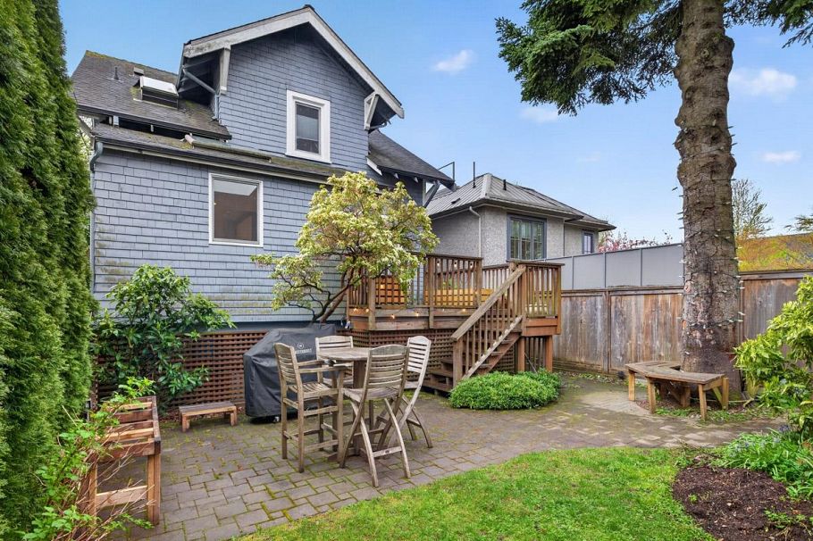 4195 W 15th Avenue Vancouver, BC - 13