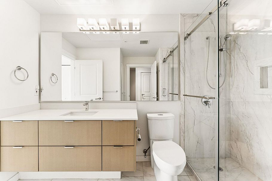 502 255 W 1st Street North Vancouver, BC - 15