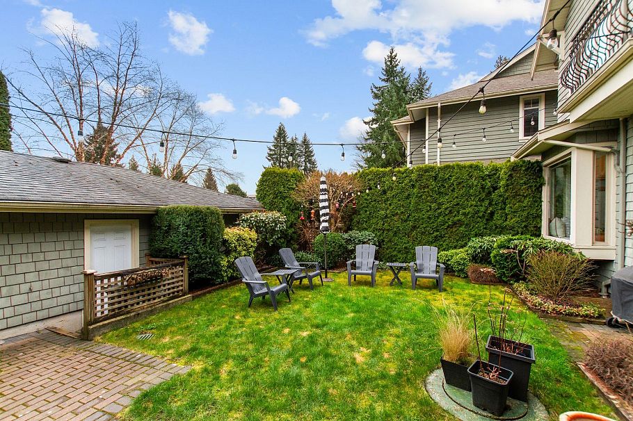 3150 Fromme Road North Vancouver, BC - 25