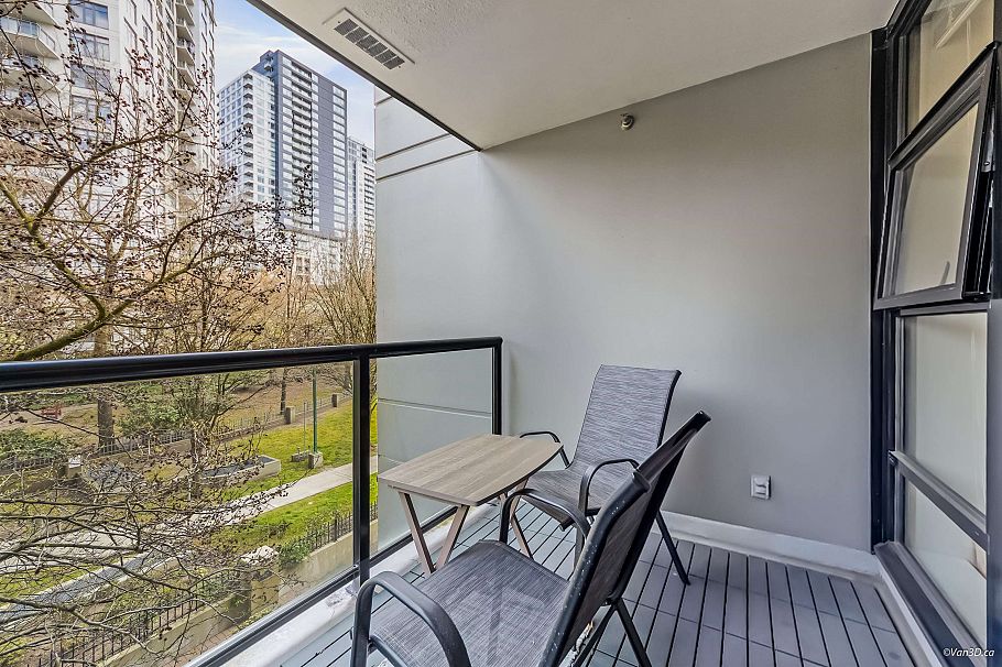 301 5380 Oben Street Vancouver, BC - 20
