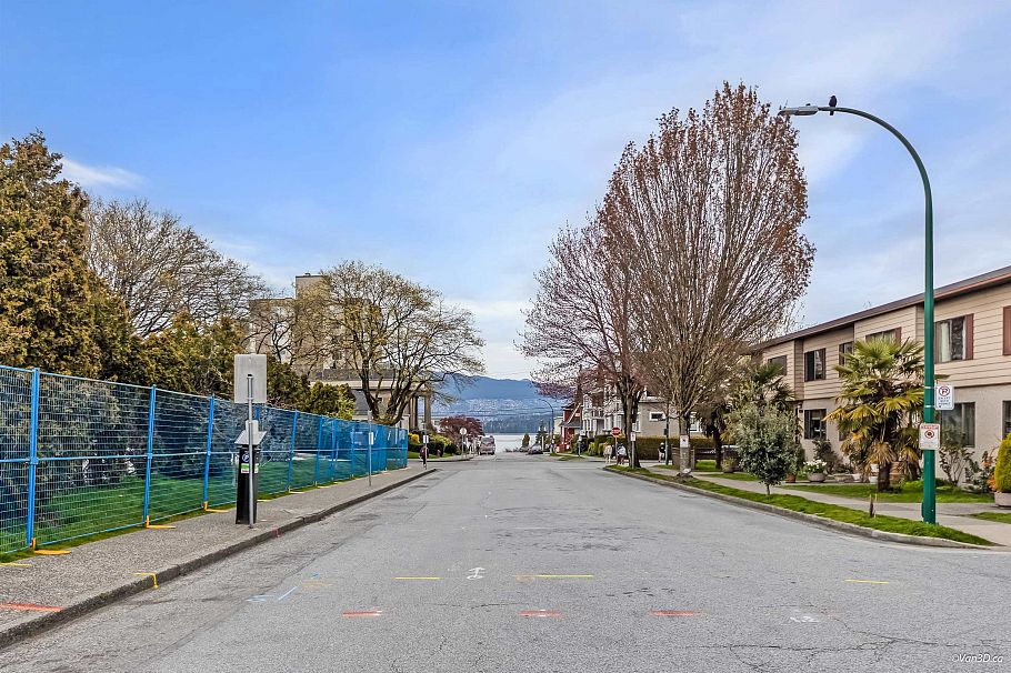 206 1978 Vine Street Vancouver, BC - 16