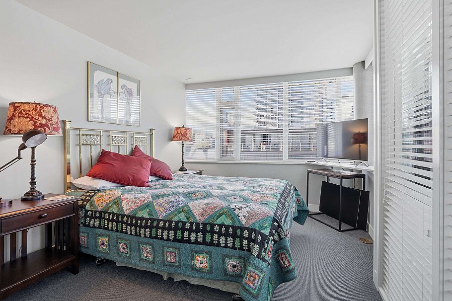 701 1762 Davie Street Vancouver, BC - 14