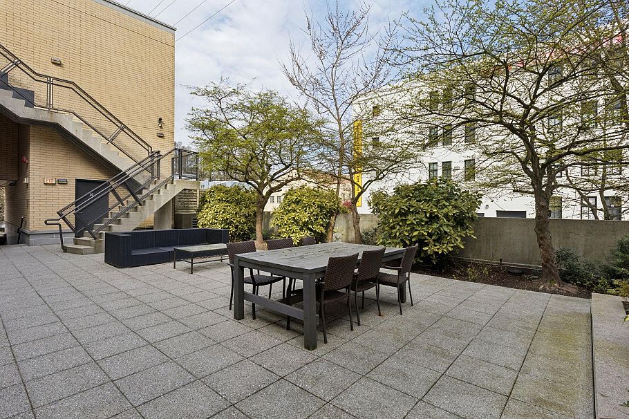 PH4 2088 W 11th Avenue Vancouver, BC - 30