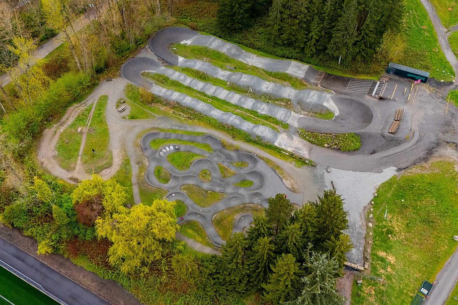 841 Old Lillooet Road North Vancouver, BC - 39