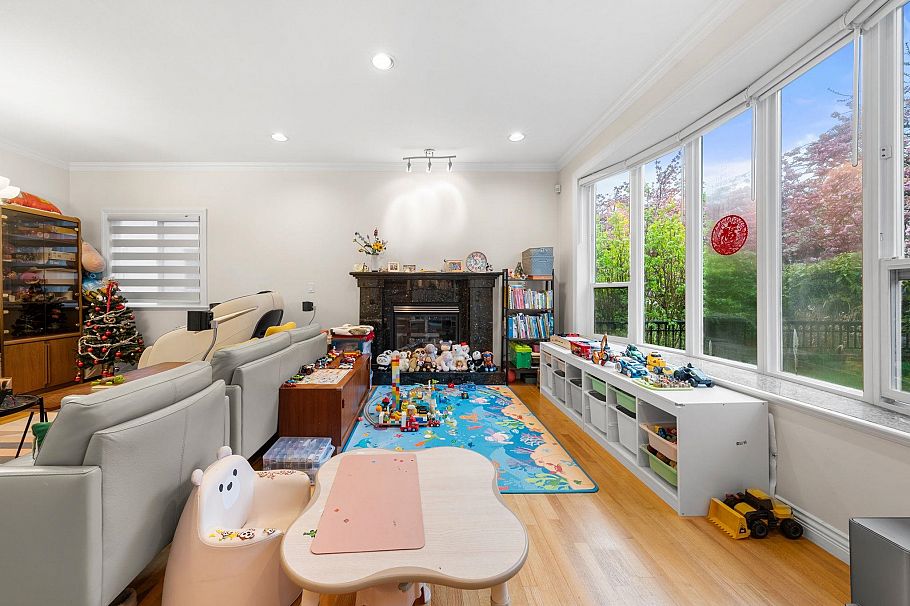 62 E 61st Avenue Vancouver, BC - 18