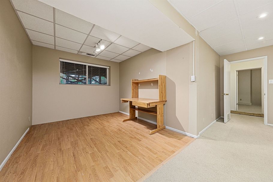 2829 Sechelt Drive North Vancouver, BC - 24