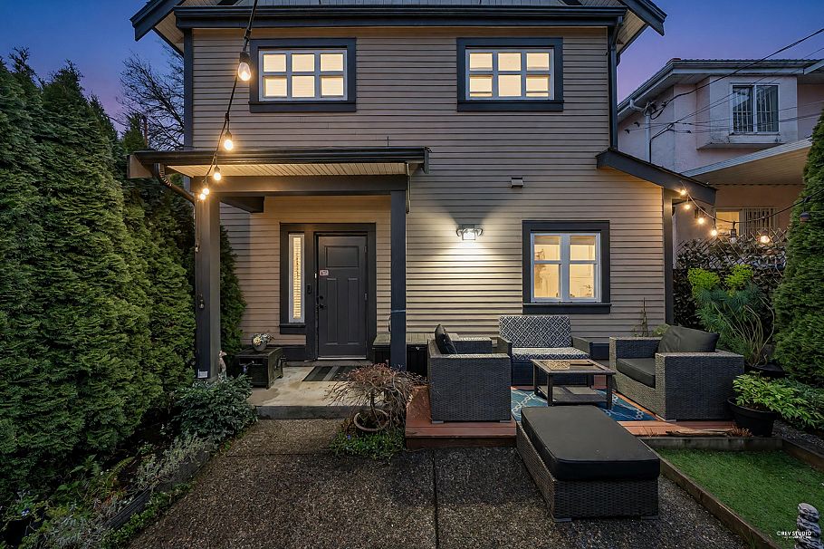 723 E 12th Avenue Vancouver, BC - 35