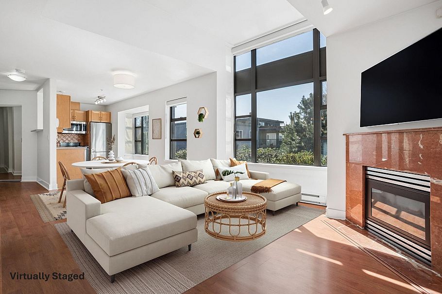 305 2119 Yew Street Vancouver, BC - 1