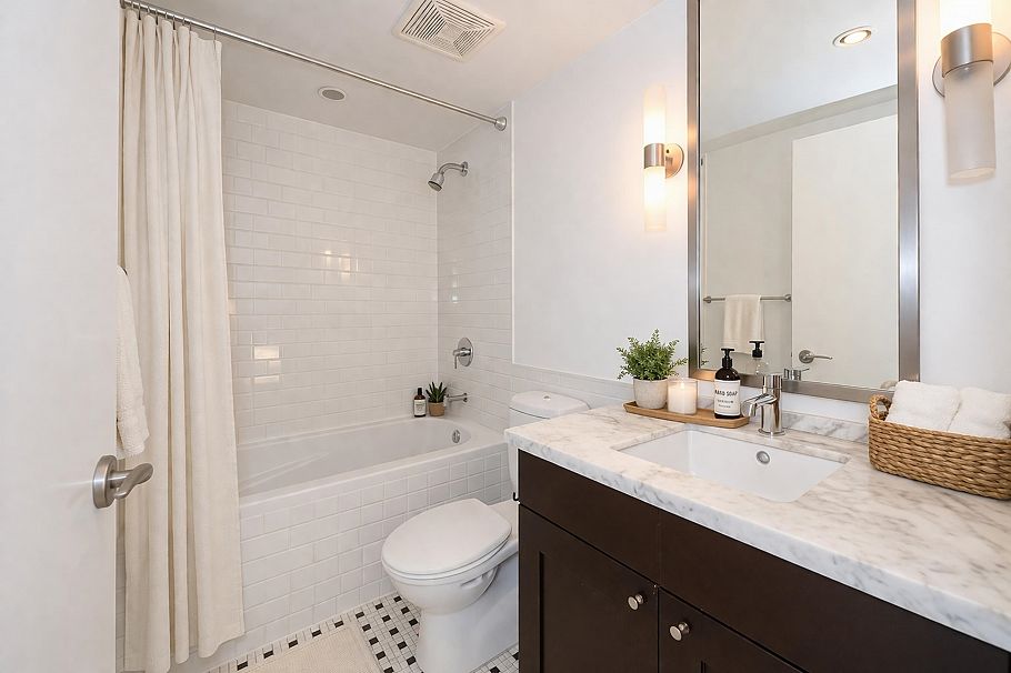 802 821 Cambie Street Vancouver, BC - 8