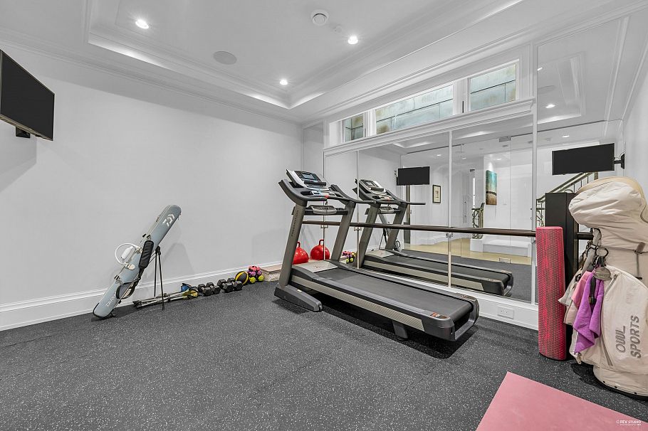 1738 W 38th Avenue Vancouver, BC - 29