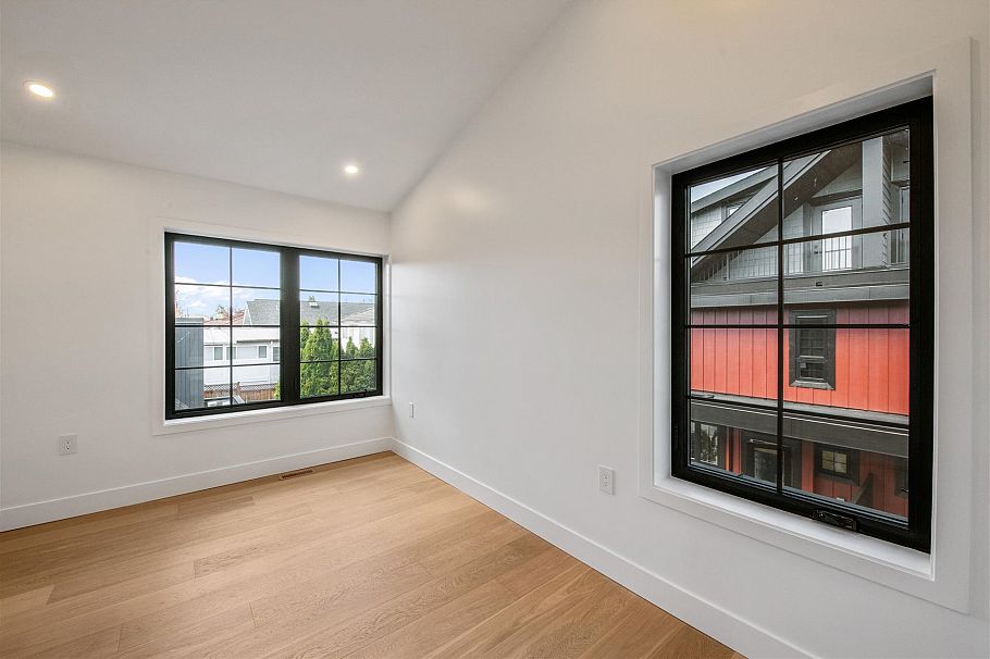 1168 E 26th Avenue Vancouver, BC - 18