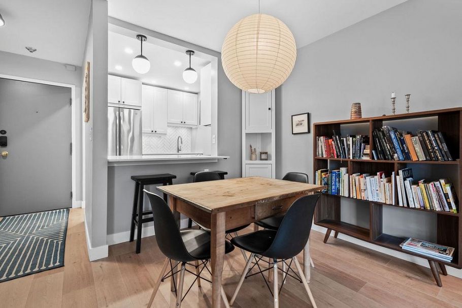 305 3275 Mountain Highway North Vancouver, BC - 13