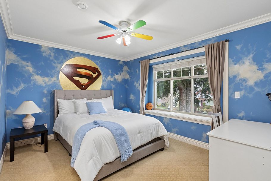 418 E 13th Street North Vancouver, BC - 24