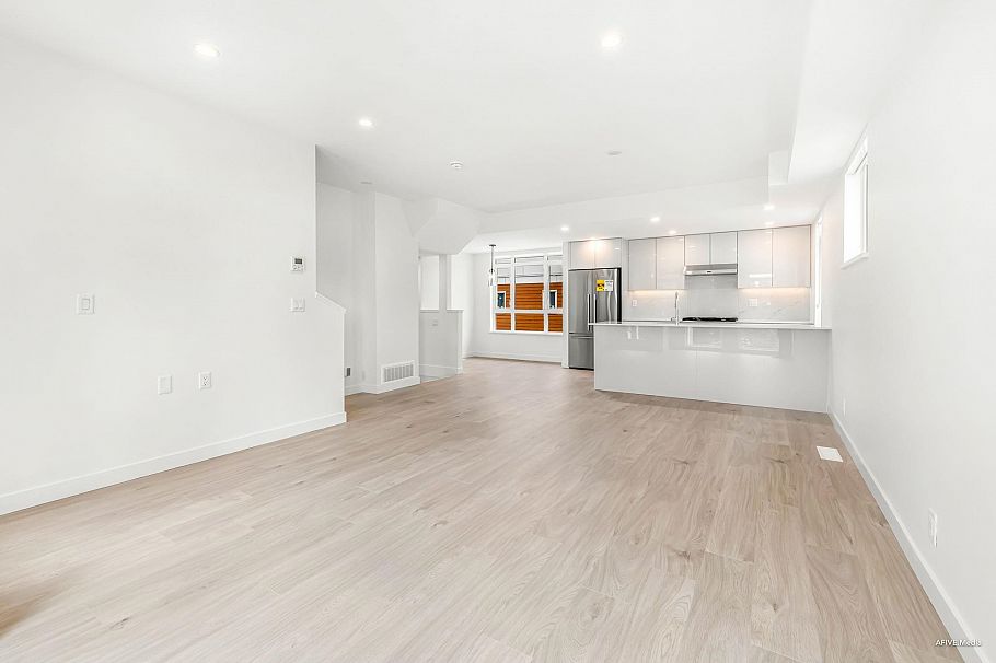 78 10333 River Drive Richmond, BC - 12