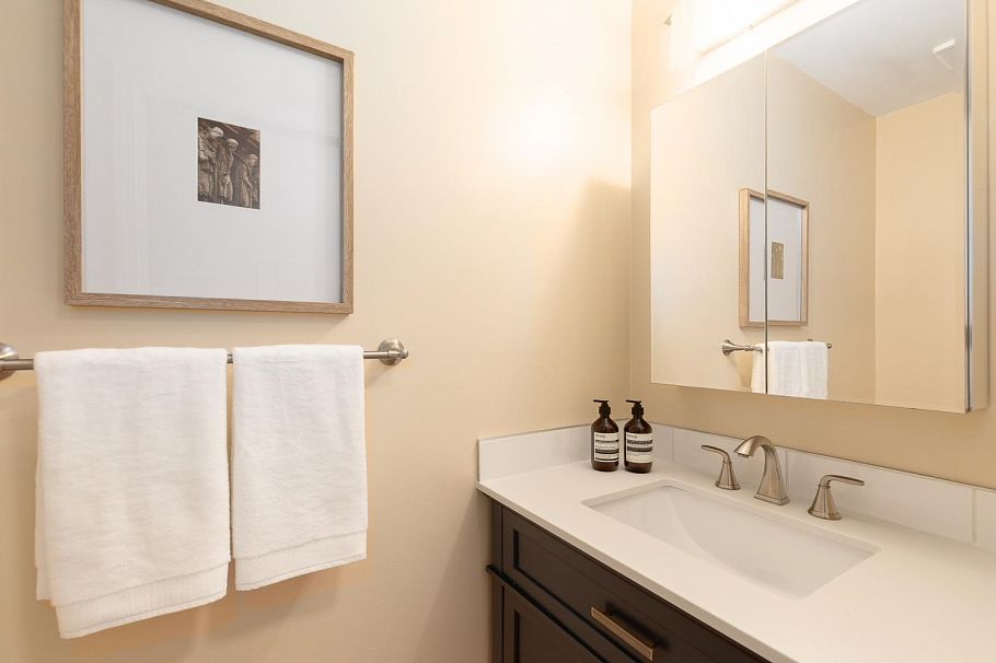 203 876 W 14th Avenue Vancouver, BC - 20