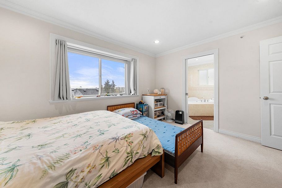 62 E 61st Avenue Vancouver, BC - 36