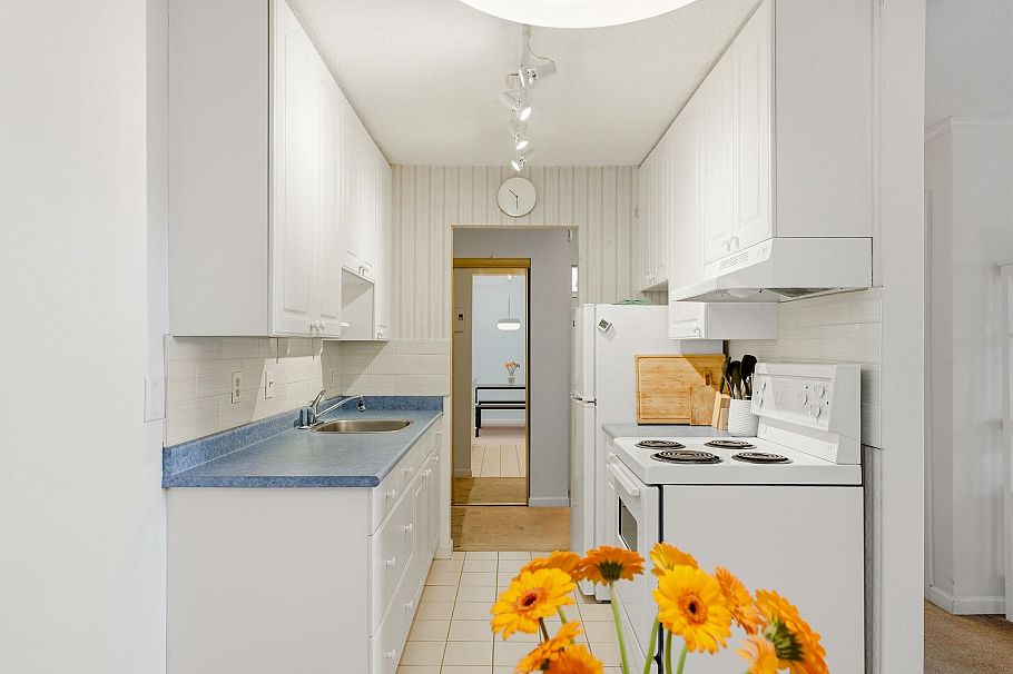 105 307 W 2nd Street North Vancouver, BC - 14