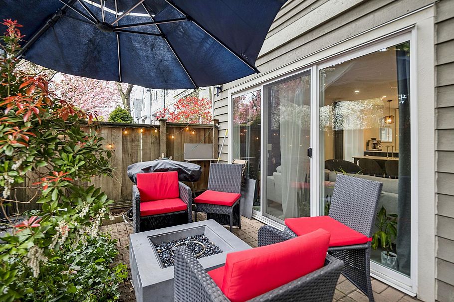 7 848 W 16th Street North Vancouver, BC - 27