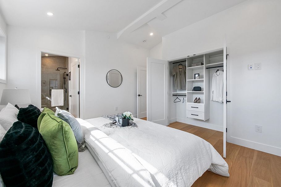 1168 E 26th Avenue Vancouver, BC - 15