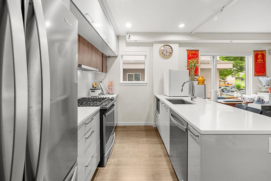 2745 Ward Street Vancouver, BC - 4