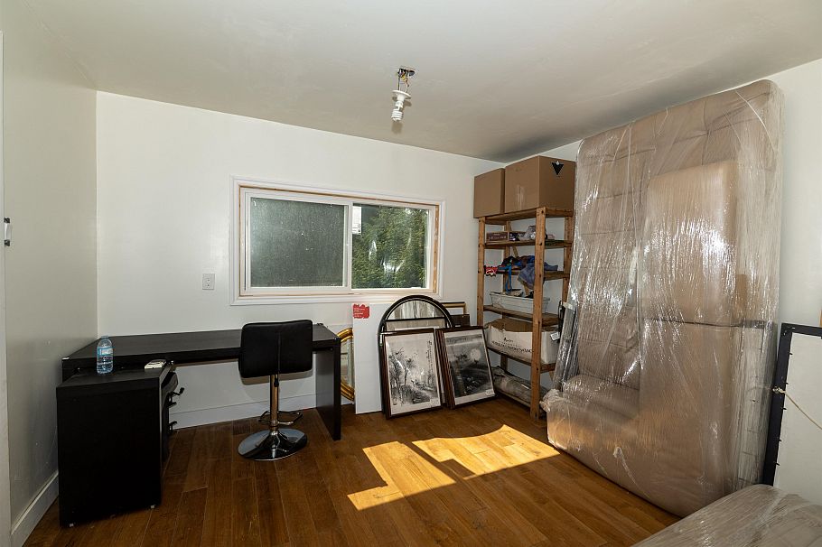 4515 Stonehaven Avenue North Vancouver, BC - 33