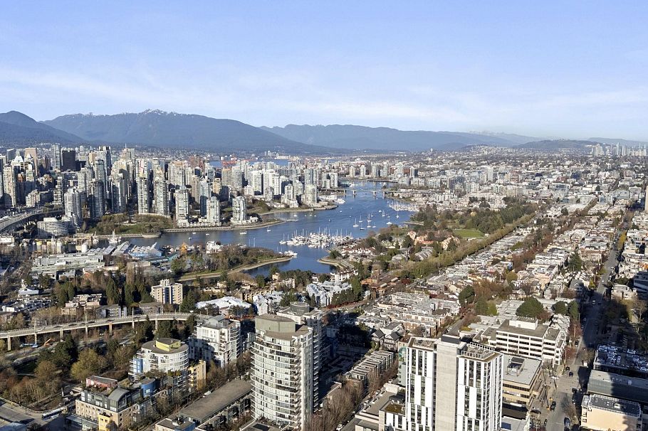 303 1633 West 8th Avenue Vancouver, BC - 33