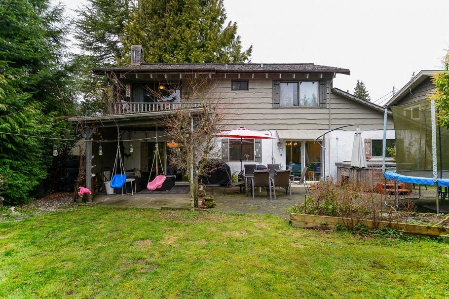 1733 Ross Road North Vancouver, BC - 22
