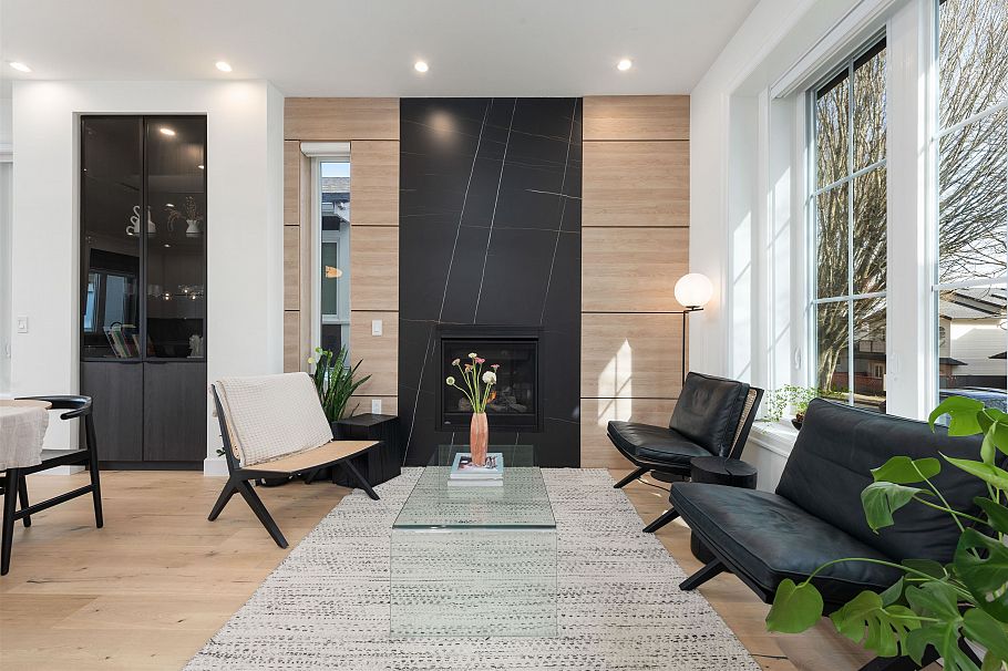 5059 Sherbrooke Street Vancouver, BC - 4