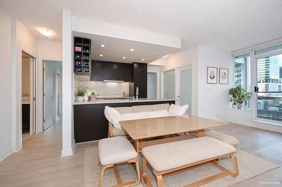 802 821 Cambie Street Vancouver, BC - 3