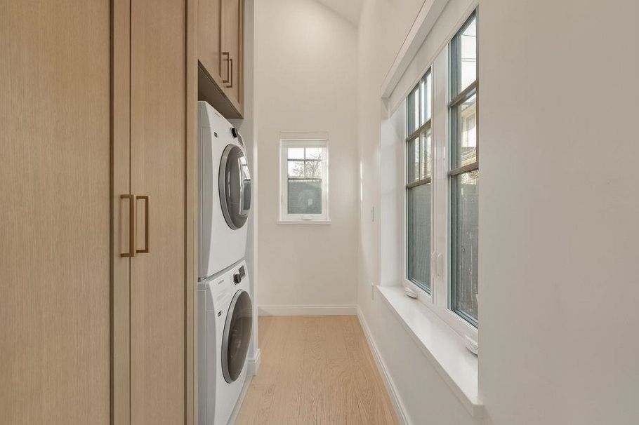 2544 Grant Street Vancouver, BC - 11