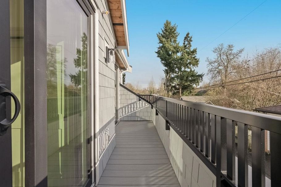 2544 Grant Street Vancouver, BC - 21