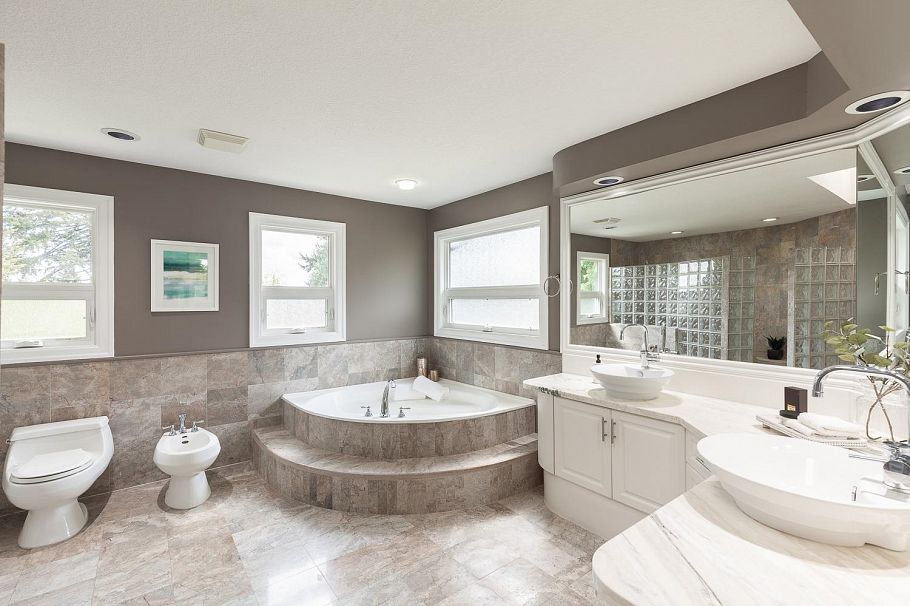 3557 W 36th Avenue Vancouver, BC - 21