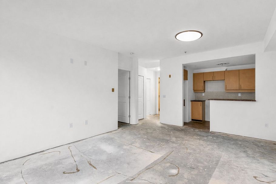 206 3151 Connaught Crescent North Vancouver, BC - 6