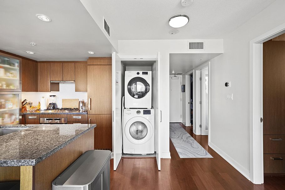 1708 1055 Richards Street Vancouver, BC - 31