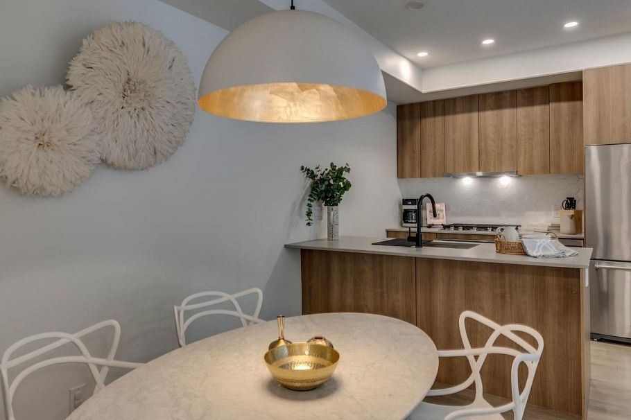 8 533 E 3rd Street North Vancouver, BC - 14